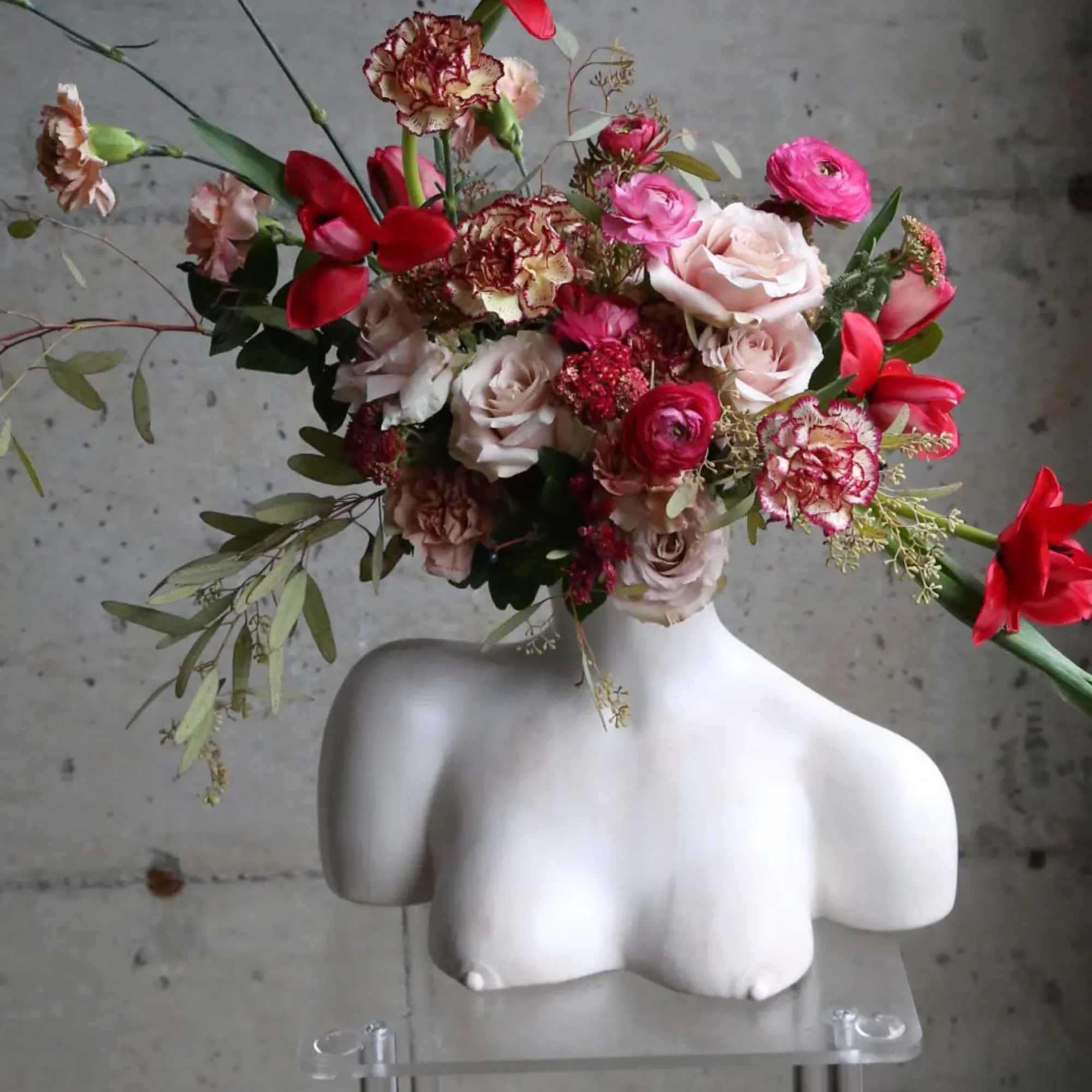 Anissa Kermiche Breast Friend Vase (Matte White) Outlet